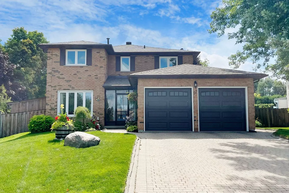 Newmarket, ON L3Y 6S4,97 Little CT