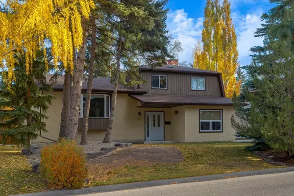 Calgary, AB T3A 1M1,5871 Dalridge HL NW