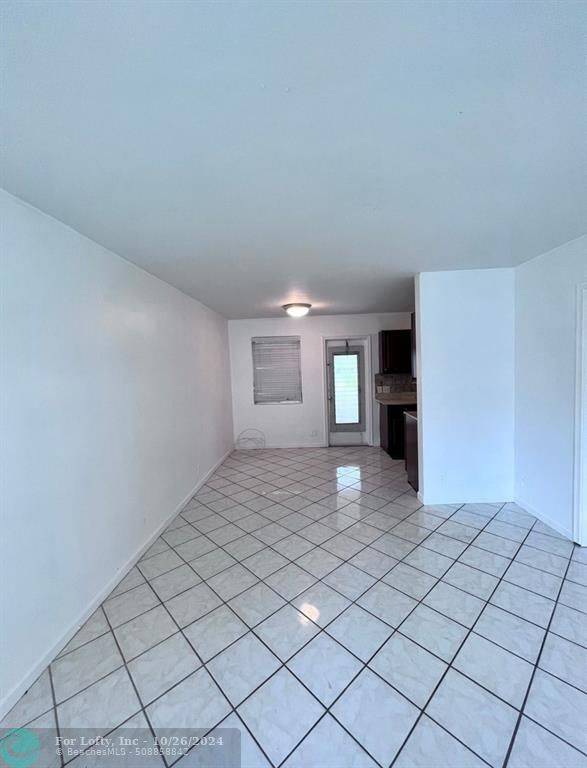 Hollywood, FL 33020,2641 Polk St  #4