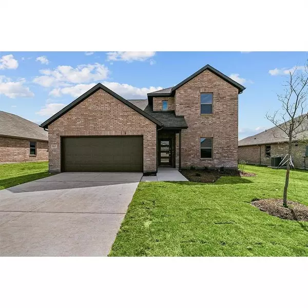 529 Brook View Drive, Van Alstyne, TX 75495