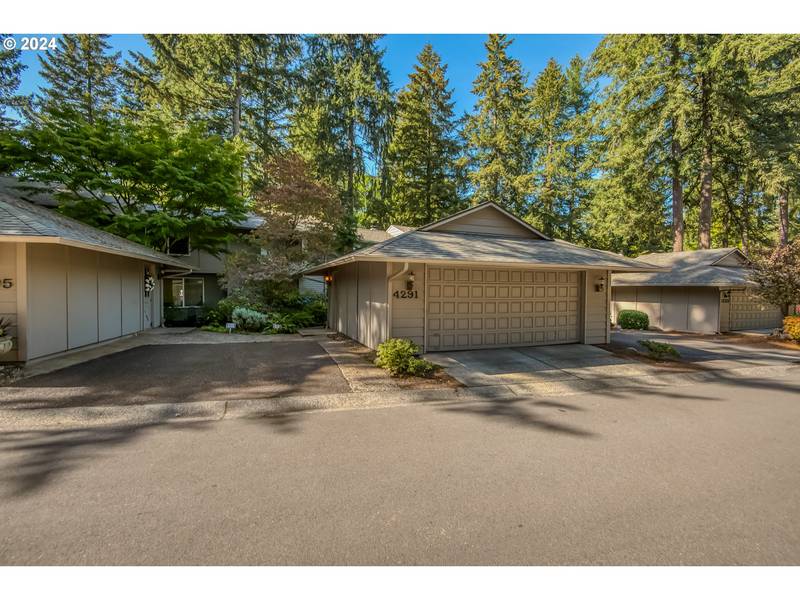 4291 WOODSIDE CIR, Lake Oswego, OR 97035