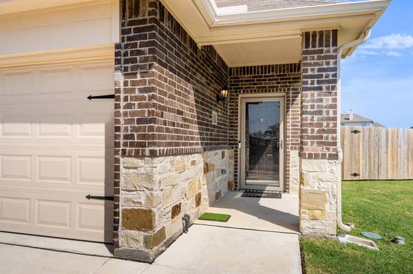 Royse City, TX 75189,503 Long Prairie Drive