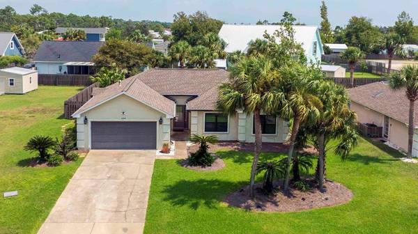 208 Narvaez St, Port St. Joe, FL 32456