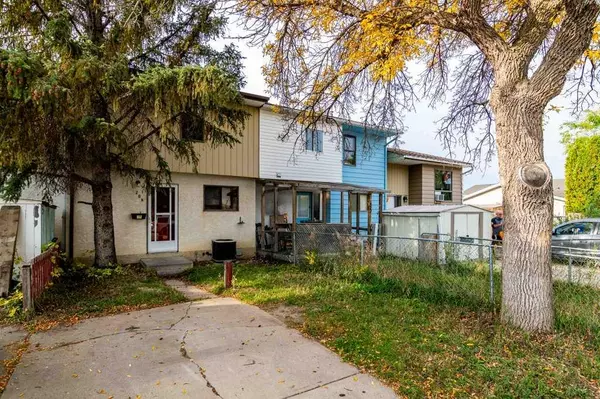 204 Cooney RD Southeast, Medicine Hat, AB T1B 1Y7