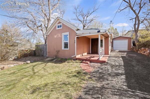 39 W Brookside ST, Colorado Springs, CO 80905