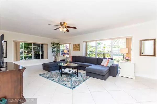 Lauderdale By The Sea, FL 33062,3221 Seaward Dr