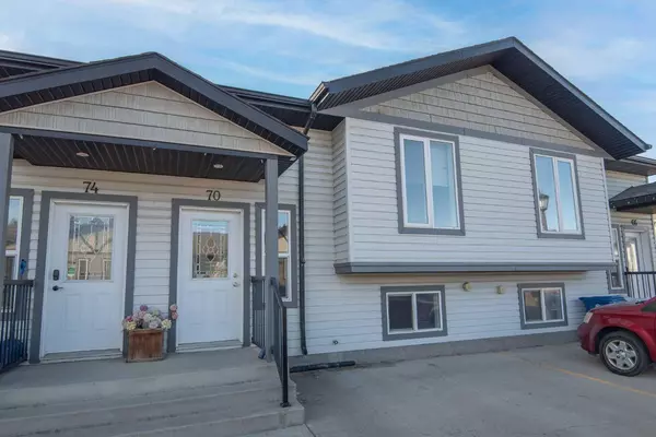 70 Winston PL, Blackfalds, AB T4M 0K9