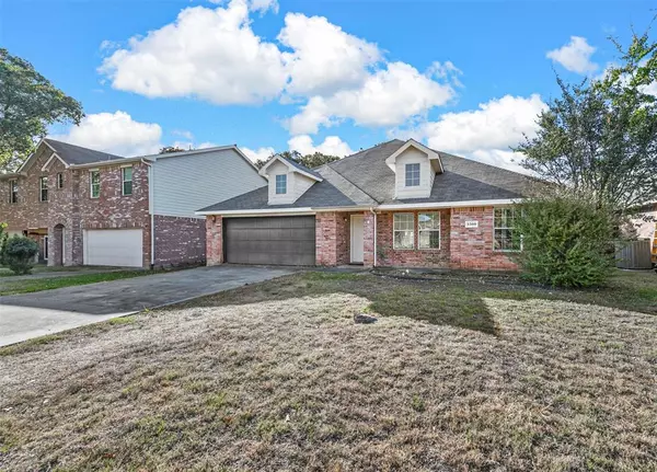 3300 Lance Lane, Denton, TX 76209