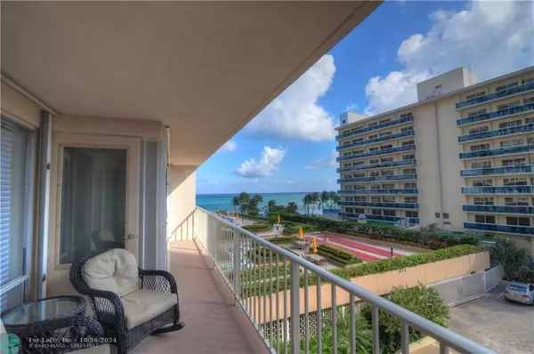 4100 Galt Ocean Dr  #305, Fort Lauderdale, FL 33308