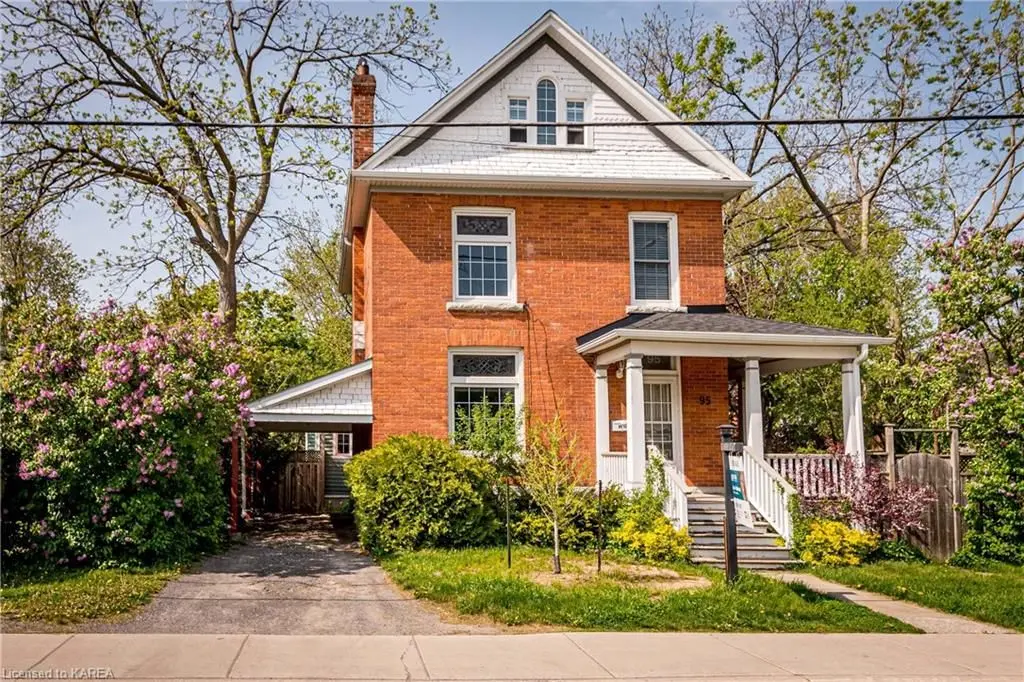 Kingston, ON K7L 1P1,95 MACK ST