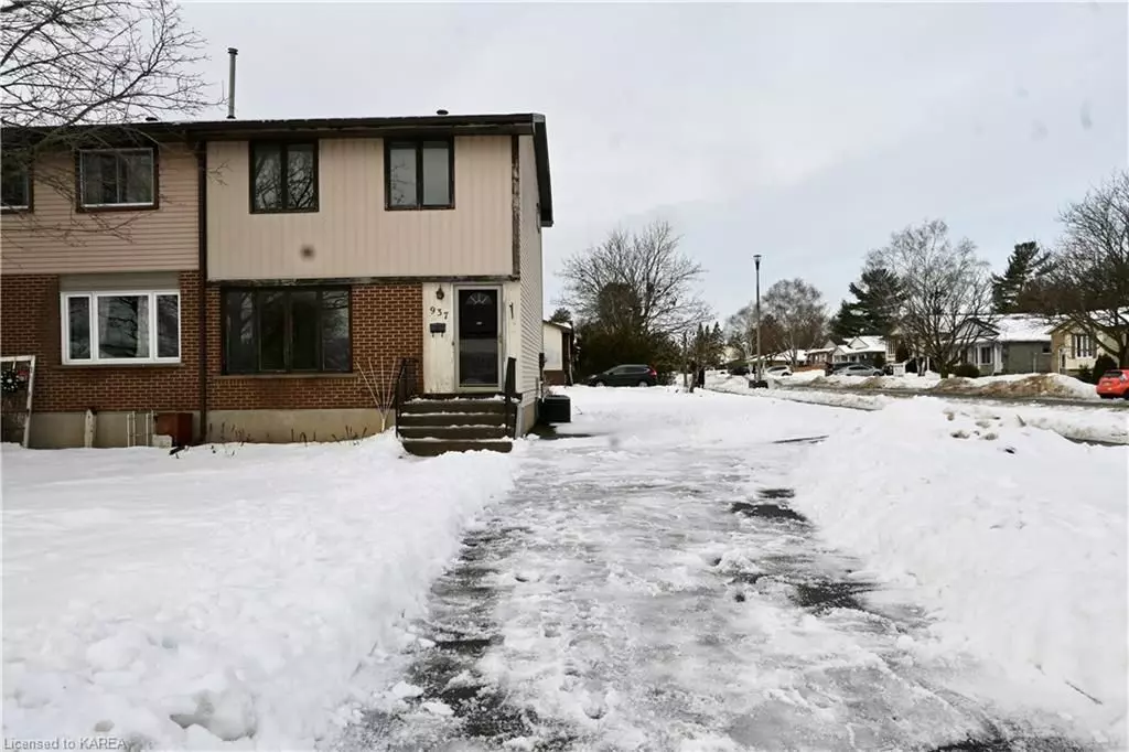 Kingston, ON K7P 1C1,937 PURCELL CRES