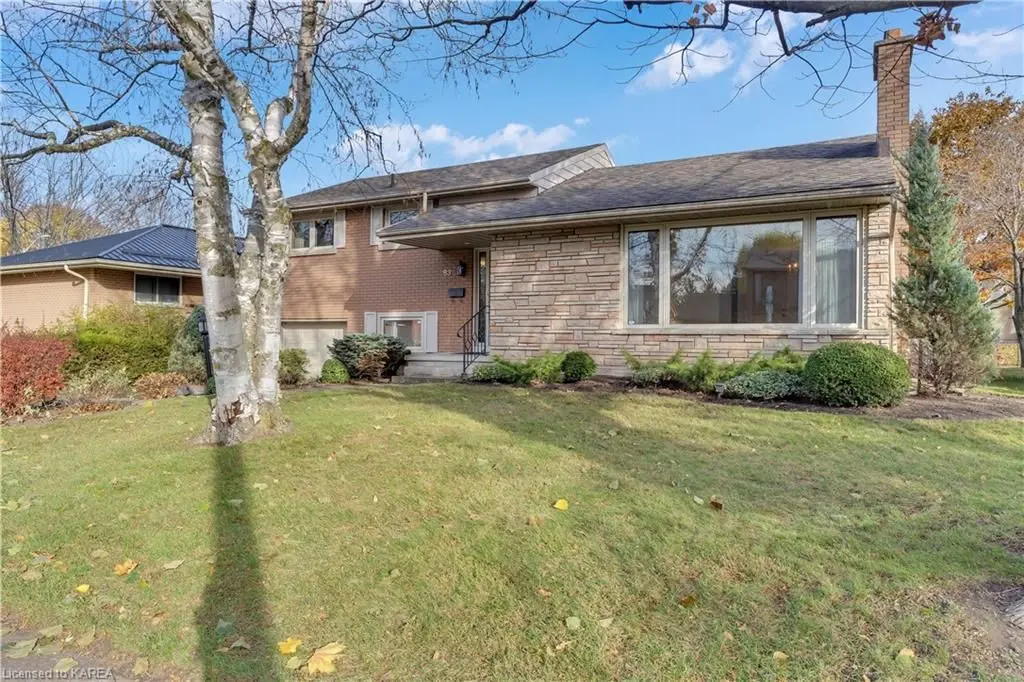 Kingston, ON K7M 2S7,83 RICHARDSON DR