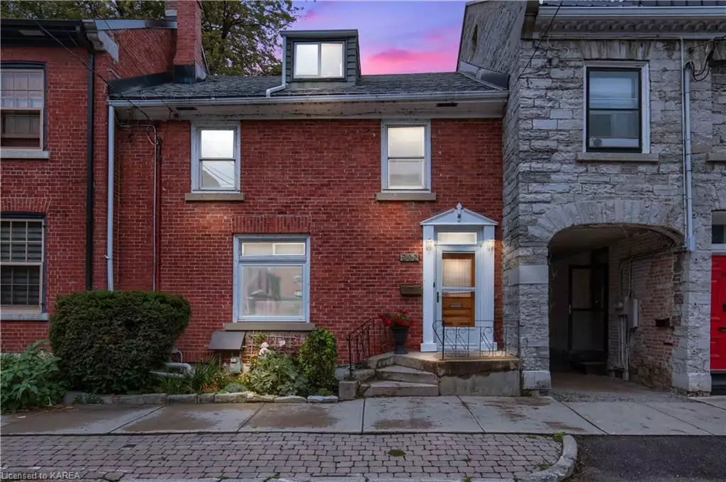 Kingston, ON K7L 3A4,202 KING ST E