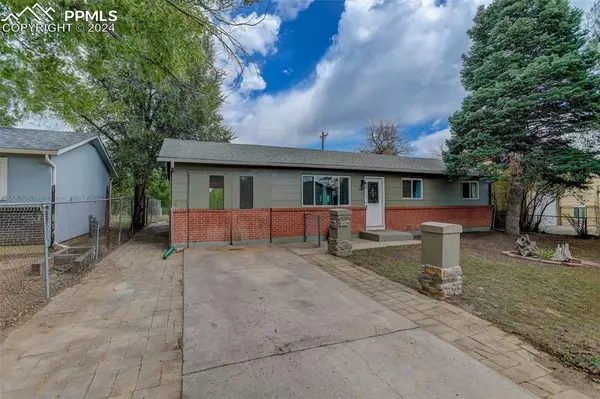 1663 Maxwell ST, Colorado Springs, CO 80906