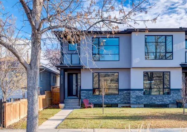 5232 Bowness RD Northwest, Calgary, AB T3B 0C3