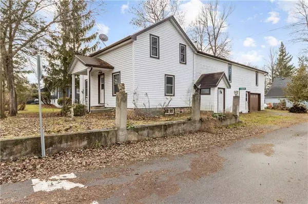 South Frontenac, ON K0H 2W0,5425 GOODRICH ST