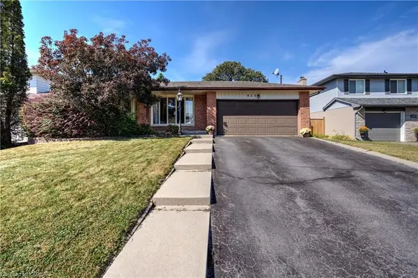 Kingston, ON K7M 5V4,923 HUDSON DR