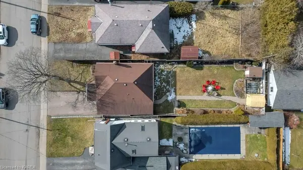 Kingston, ON K7L 1M1,47 CARRUTHERS AVE