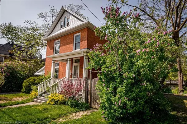 Kingston, ON K7L 1P1,95 MACK ST