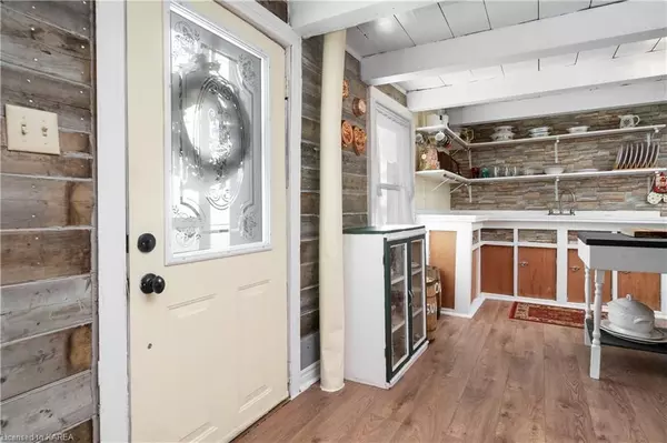 Stone Mills, ON K0K 1Z0,603 CHURCH RD