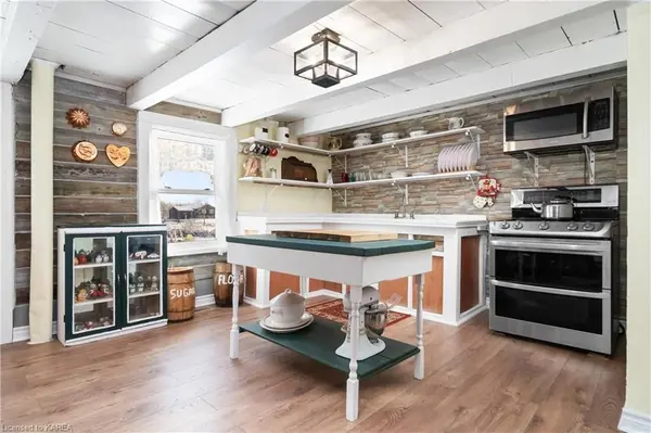 Stone Mills, ON K0K 1Z0,603 CHURCH RD