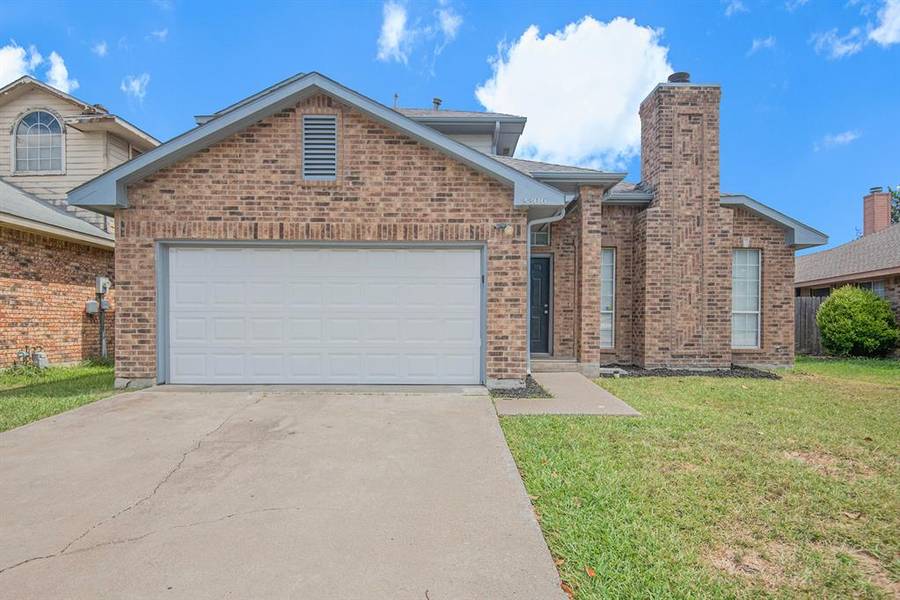 3306 Wuthering Circle, Grand Prairie, TX 75052