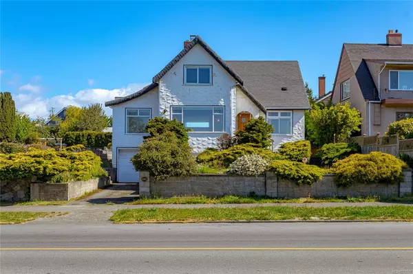 690 Dallas Rd, Victoria, BC V8V 1B7