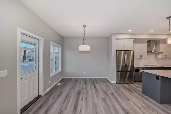 Calgary, AB T3J 5S2,297 Homestead CRES NE