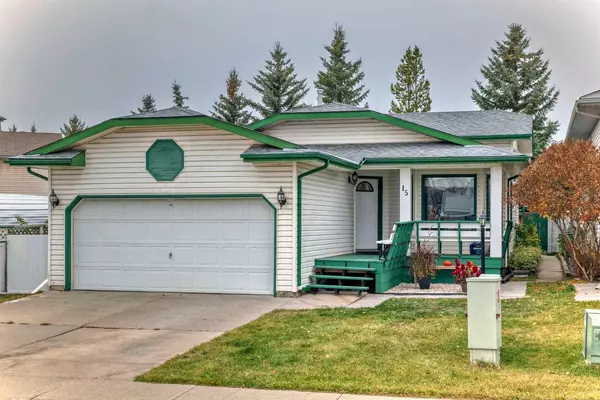 15 Carmel Close Northeast, Calgary, AB T1Y 6Y4