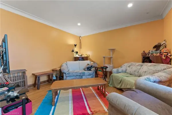 Kingston, ON K7M 1V7,315 PORTSMOUTH AVE