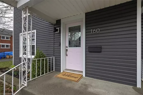 Gananoque, ON K7G 1W3,160 CHARLES ST S