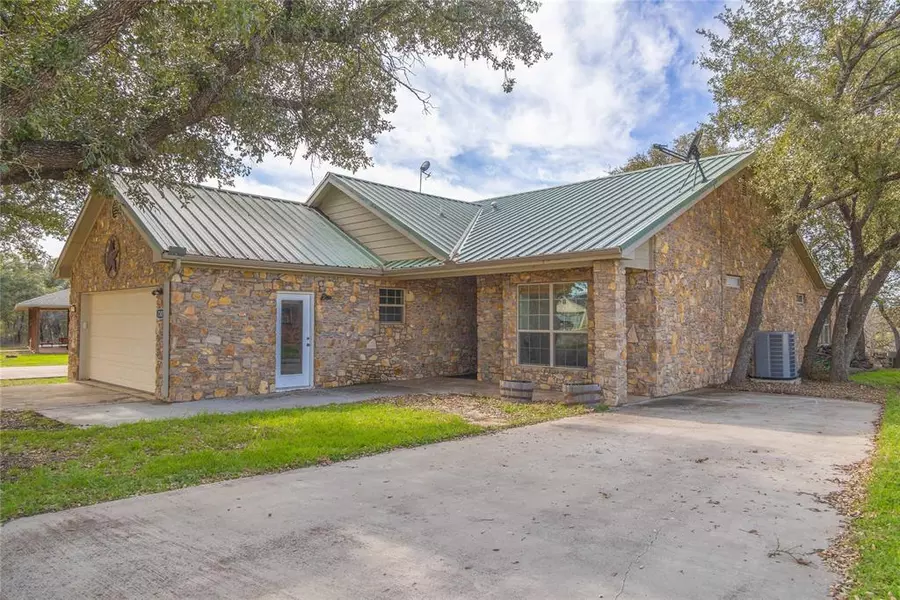 7307 Feather Bay Boulevard, Brownwood, TX 76801