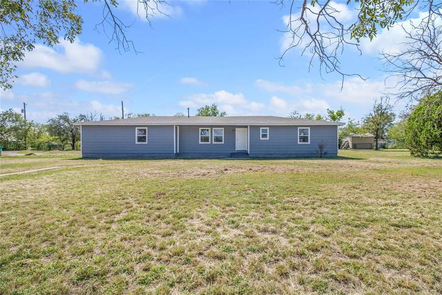 601 W 7th Street, Coleman, TX 76834