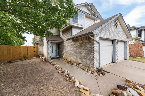 Dallas, TX 75232,7411 Pin Tail Court