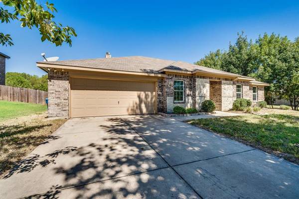 3023 Driftwood Lane, Lancaster, TX 75146