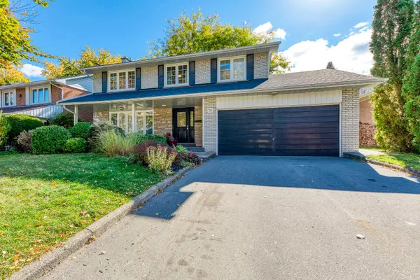 76 Ashmount CRES, Toronto W09, ON M9R 1E1