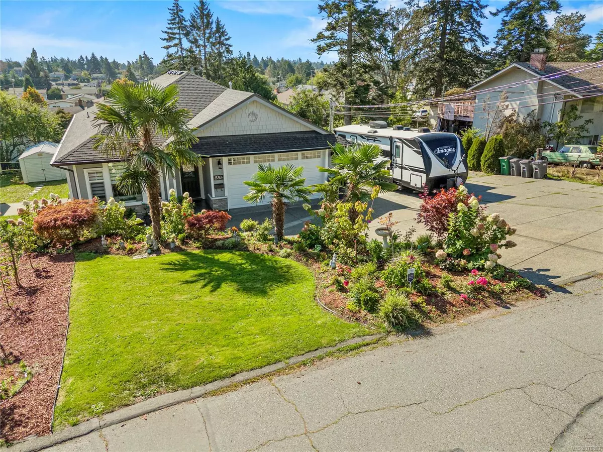 Saanich, BC V8Z 2K9,555 Leaside Ave