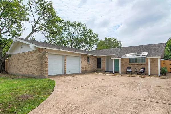 4302 Justice Lane,  Garland,  TX 75042