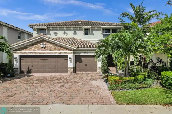 9749 Blue Isle Bay, Parkland, FL 33076