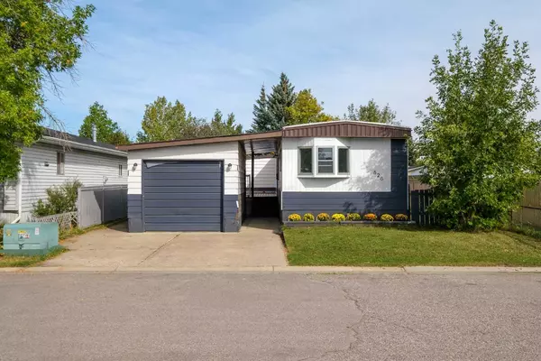 Strathmore, AB T1P 1E5,826 Brentwood CRES