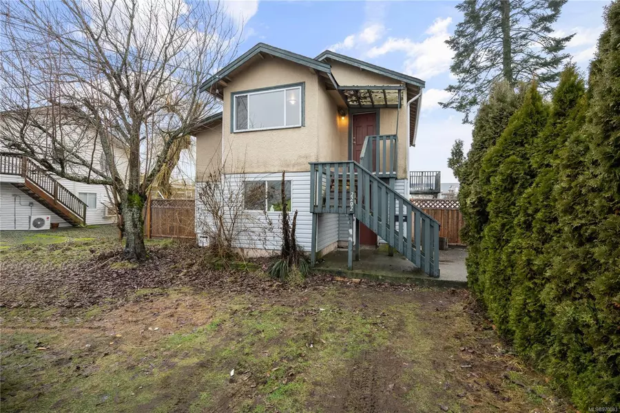 2202 Petersen Pl, Nanaimo, BC V9S 4N5