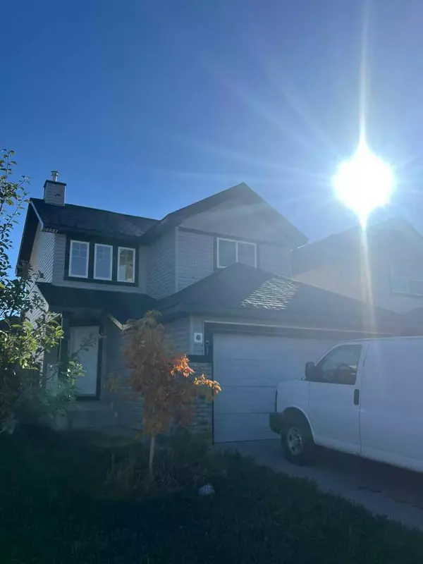 Calgary, AB T3J 5C6,81 Saddlehorn Close NE