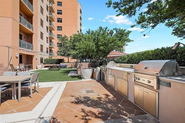 330 Las Colinas Boulevard E #232, Irving, TX 75039