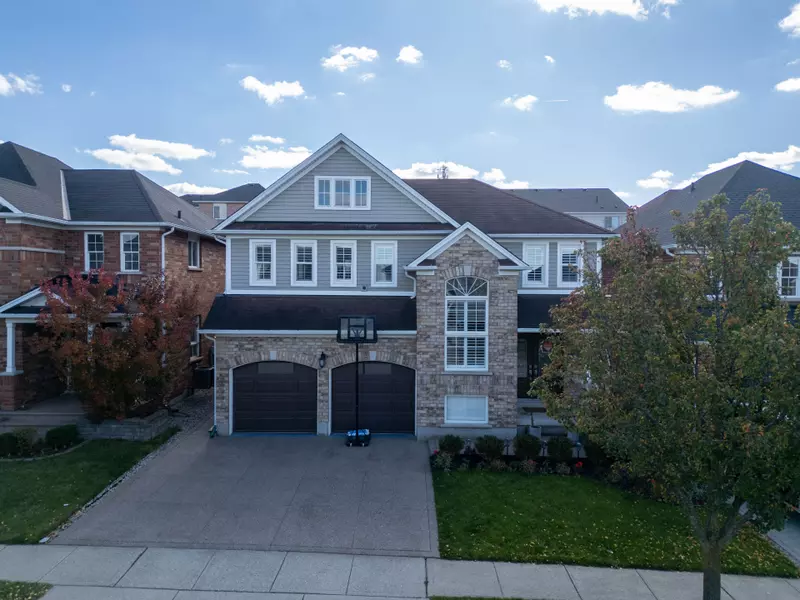 24 Triller AVE, Cambridge, ON N1P 1J9