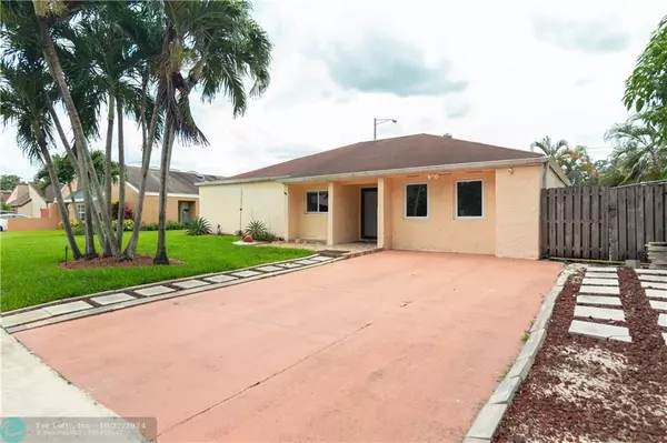 Cooper City, FL 33328,4981 SW 95th Ave