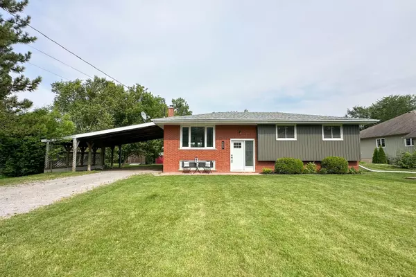 Smith-ennismore-lakefield, ON K0L 1T0,689 Cedarvale CRES