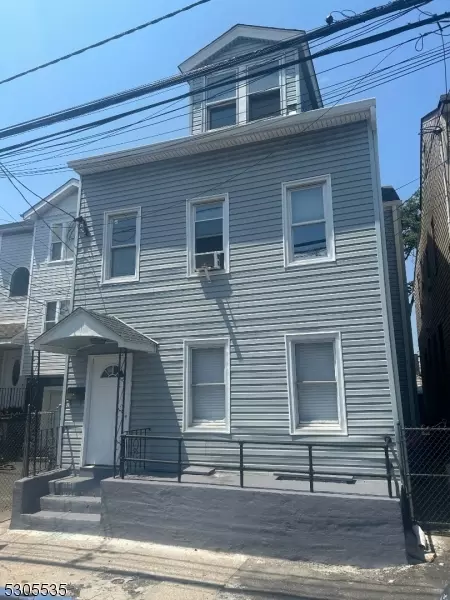 524 Summer St, Paterson City, NJ 07501