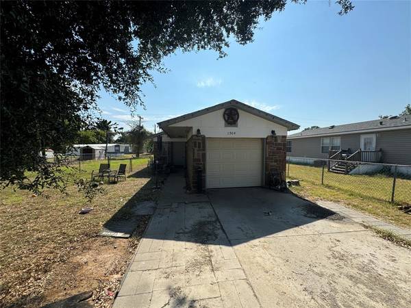 1904 Pelican Drive N, Pelican Bay, TX 76020