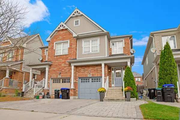 Bradford West Gwillimbury, ON L3Z 0E6,18 Meadowhawk TRL