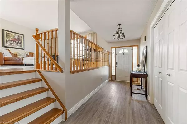 Kingston, ON K7P 2M4,1253 ROCKWOOD DR